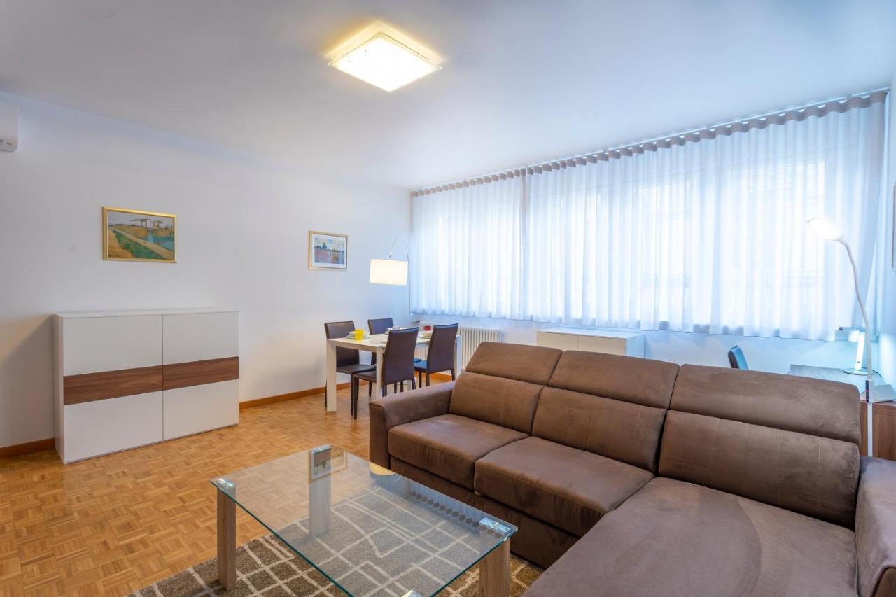 Udine Palazzo D'Aronco Modern Apartment المظهر الخارجي الصورة